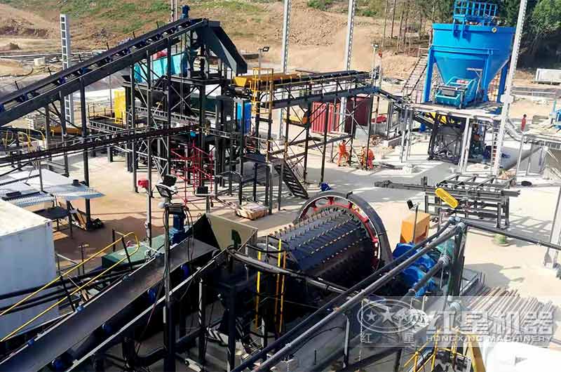 时产20吨石英石球磨机现场 时产20吨石英石球磨机现场