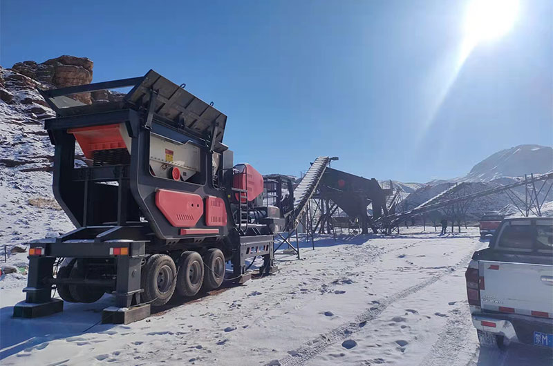 图片1-移动颚式破碎机 图片1-移动颚式破碎机