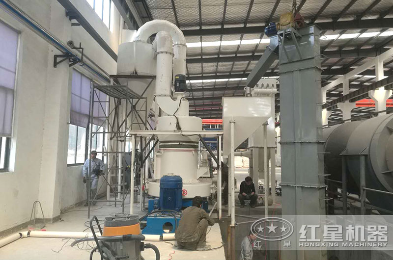 高细制粉雷蒙磨作业现场 高细制粉雷蒙磨作业现场