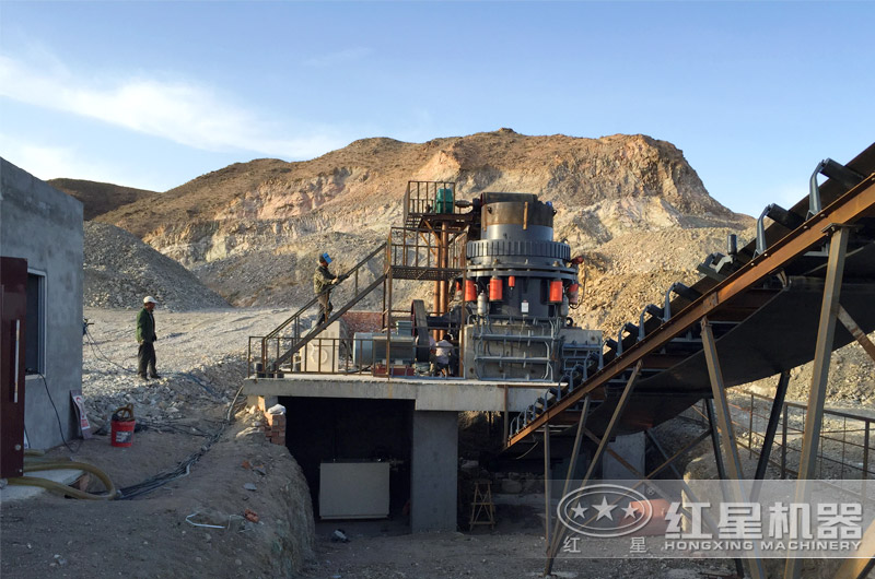 铁矿石圆锥破碎机现场实拍 铁矿石圆锥破碎机现场实拍