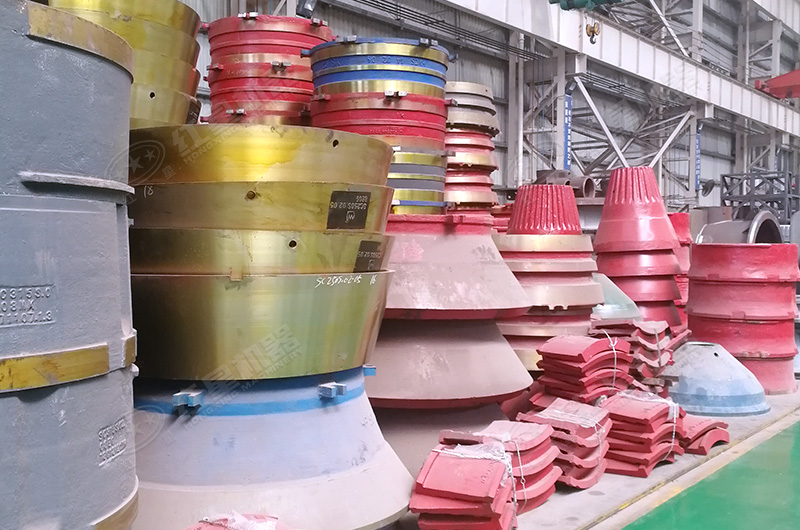 圆锥机零部件实拍 圆锥机零部件实拍