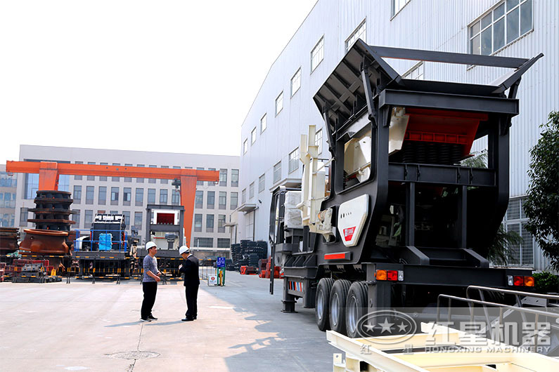 河南红星机器白云石破碎机厂家实拍 河南红星机器白云石破碎机厂家实拍