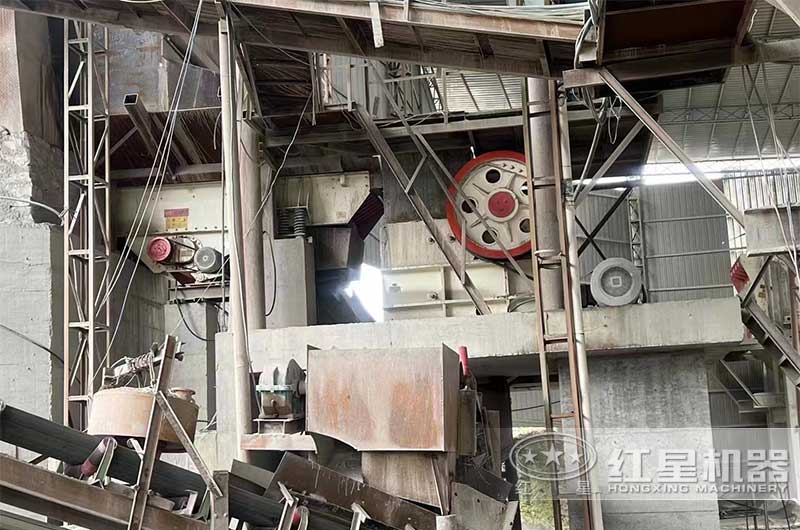 颚式破碎机 颚式破碎机