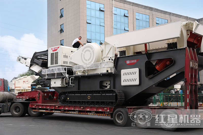 履带式移动鄂式破碎机发货 履带式移动鄂式破碎机发货