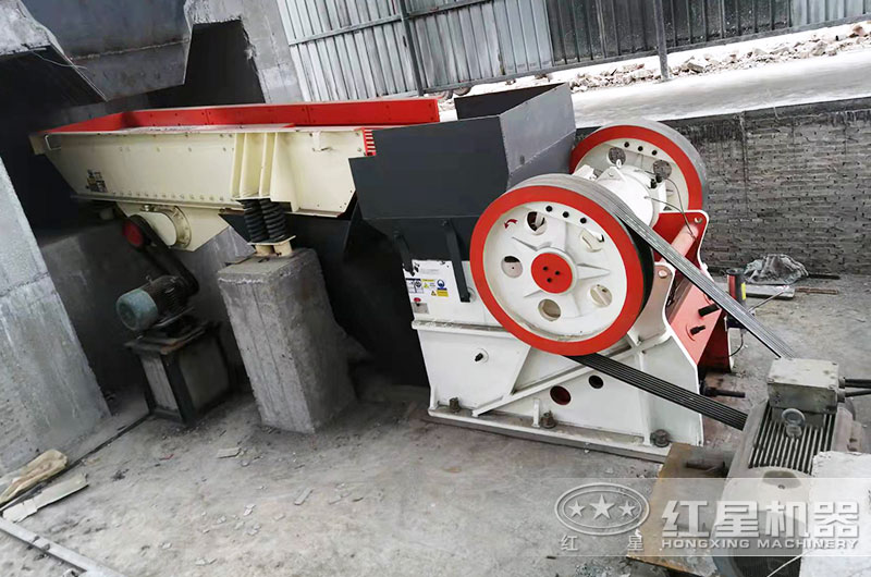 1215破碎机使用现场实拍