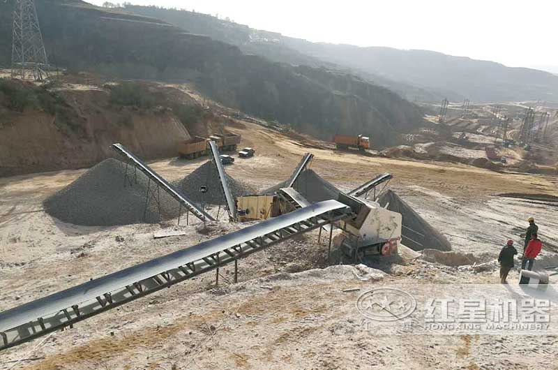 小型破石机加工现场 小型破石机加工现场