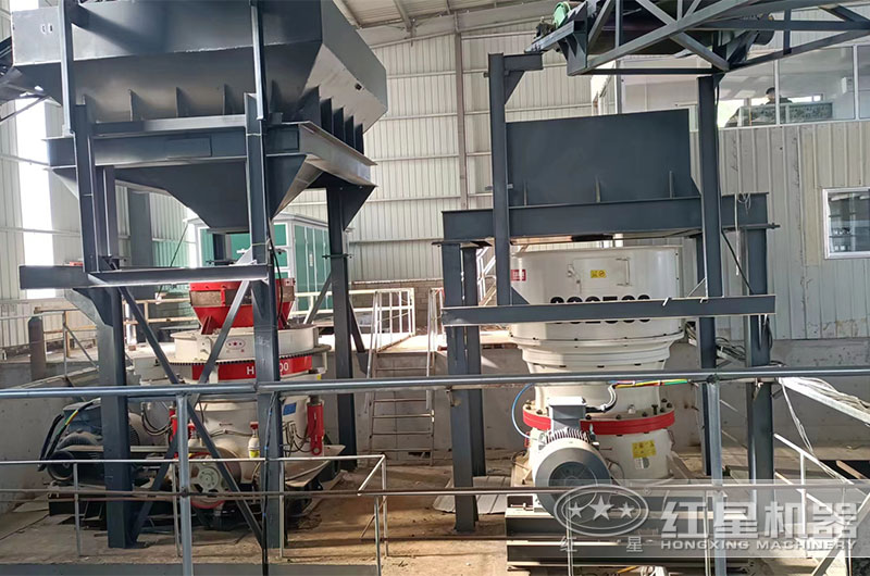 液压圆锥破碎机现场 液压圆锥破碎机现场