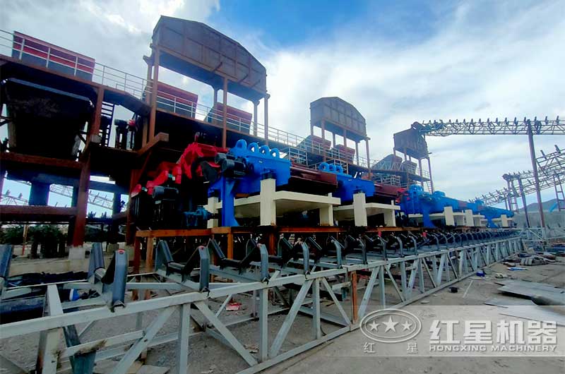 日产5万吨大型砂石生产线洗沙现场 日产5万吨大型砂石生产线洗沙现场