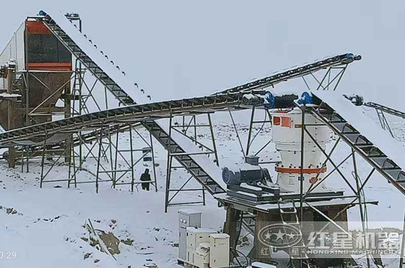 圆锥破制砂现场