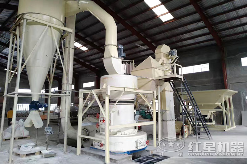 磨粉机现场 磨粉机现场