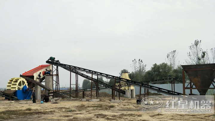 石头粉碎成沙子用户现场，有多种生产搭配可以选择