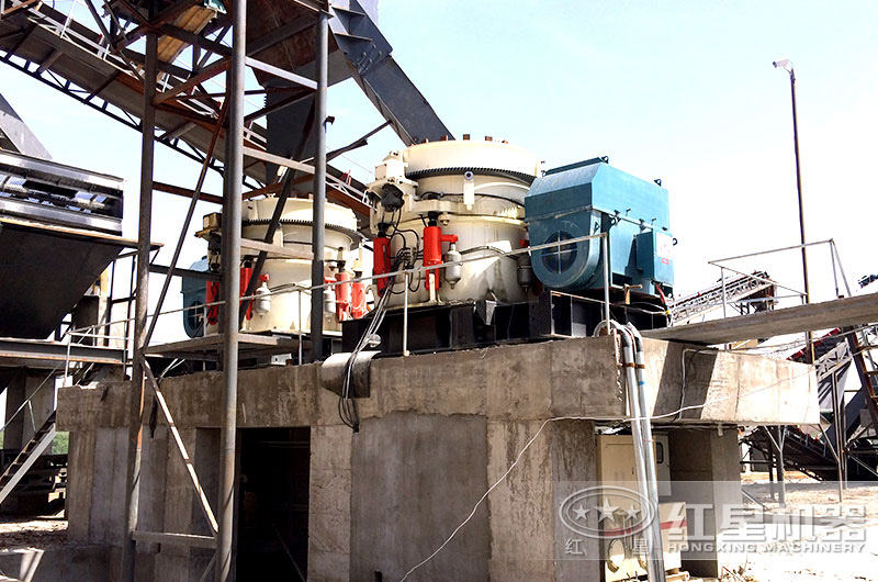 圆锥破产量大，自动化程度高，适合中大型砂石厂